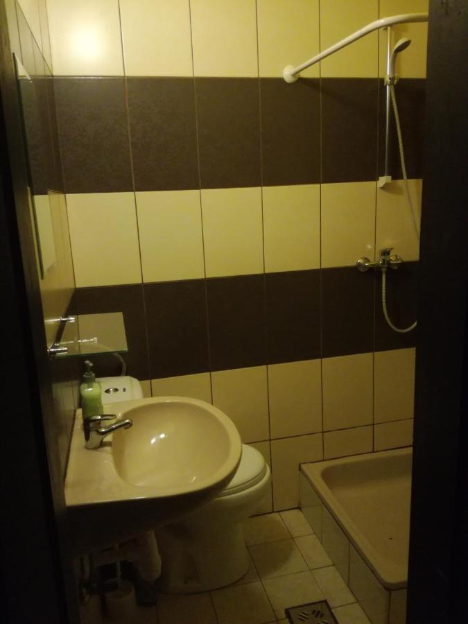 מלון שיופוק Polski Dom Wczasowy Nad Balatonem מראה חיצוני תמונה