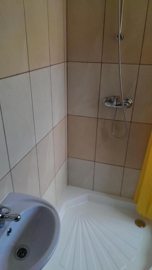 מלון שיופוק Polski Dom Wczasowy Nad Balatonem מראה חיצוני תמונה