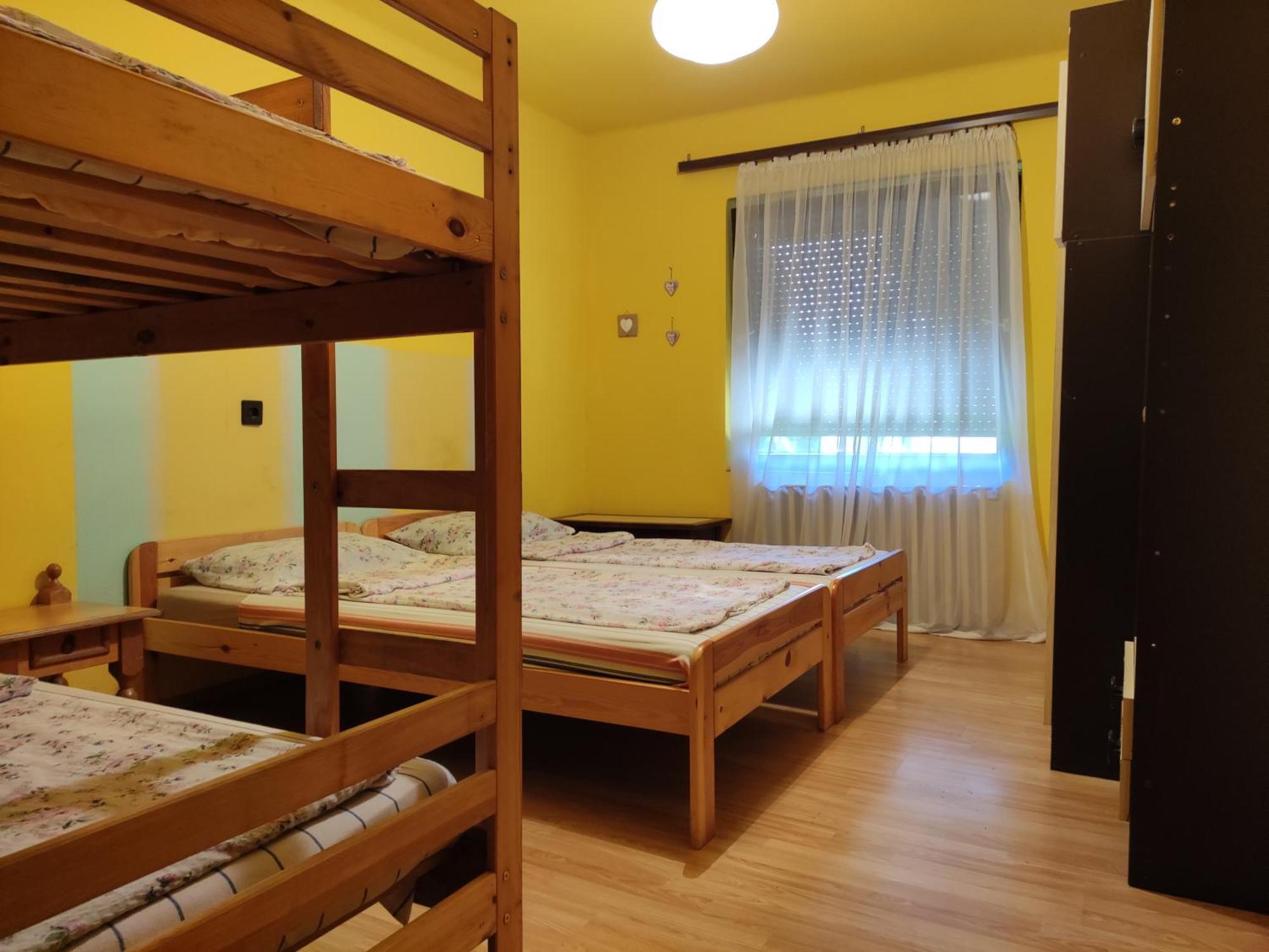 מלון שיופוק Polski Dom Wczasowy Nad Balatonem מראה חיצוני תמונה